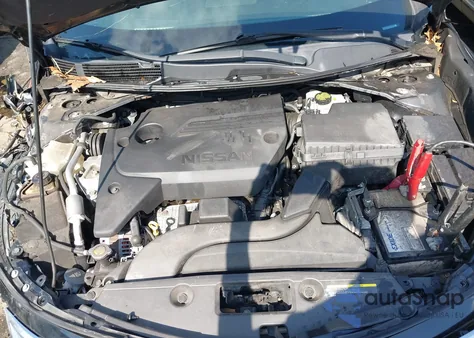 2015 Nissan Altima 2.5 S z USA, uszkodzony, nr VIN 1N4AL3AP8FC588106